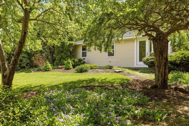 2 Bayberry Lane, Hampton, NH 03842
