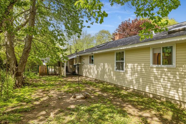 2 Bayberry Lane, Hampton, NH 03842