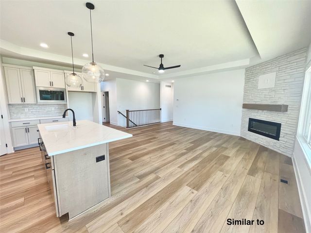 1410 NW Yorktown Drive, Waukee, IA 50263