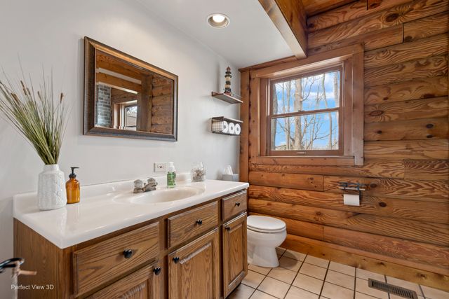 4615 E 2619th Road, Sandwich, IL 60548