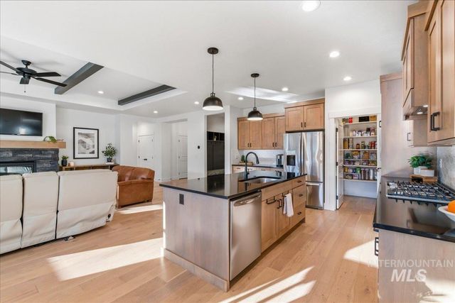 2472 S Pelion Way, Nampa, ID 83686