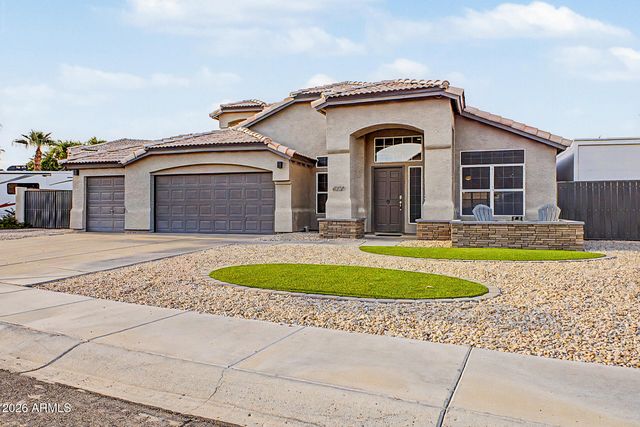 4730 E THUNDERHILL Place, Phoenix, AZ 85044