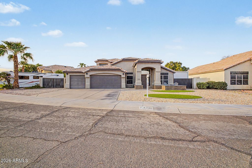 4730 E THUNDERHILL Place, Phoenix, AZ 85044