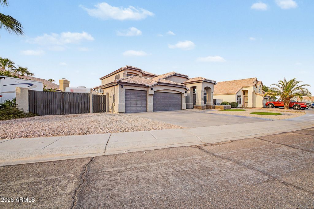 4730 E THUNDERHILL Place, Phoenix, AZ 85044 — photo 3
