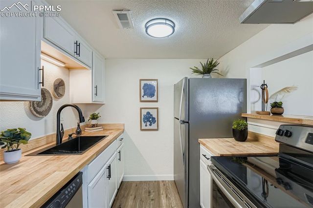 9230 E Girard Avenue 7, Denver, CO 80231