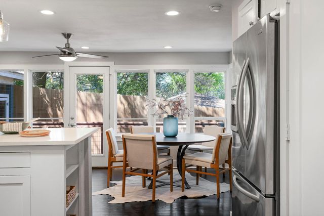 1506 Chelsea LN, Austin, TX 78704