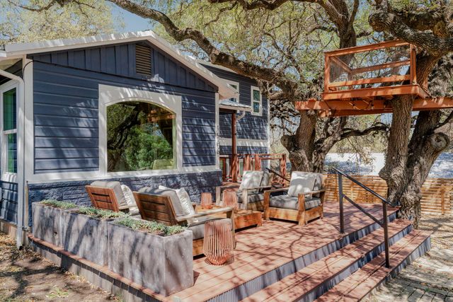 1506 Chelsea LN, Austin, TX 78704