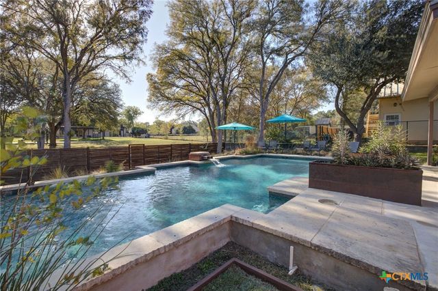 408 Acorn Drive, New Braunfels, TX 78130