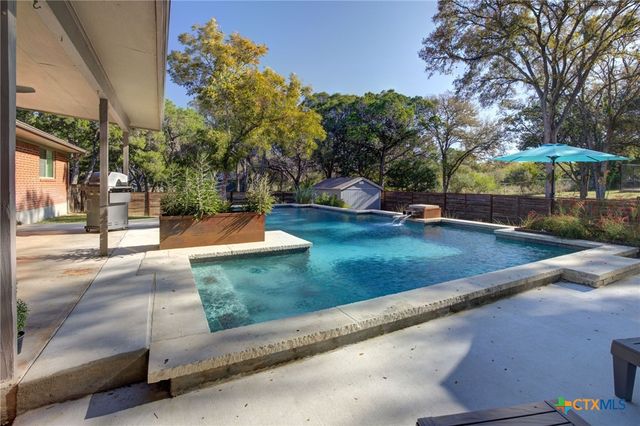 408 Acorn Drive, New Braunfels, TX 78130