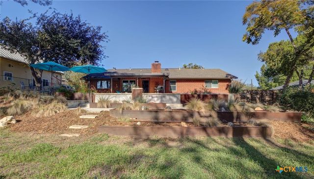 408 Acorn Drive, New Braunfels, TX 78130