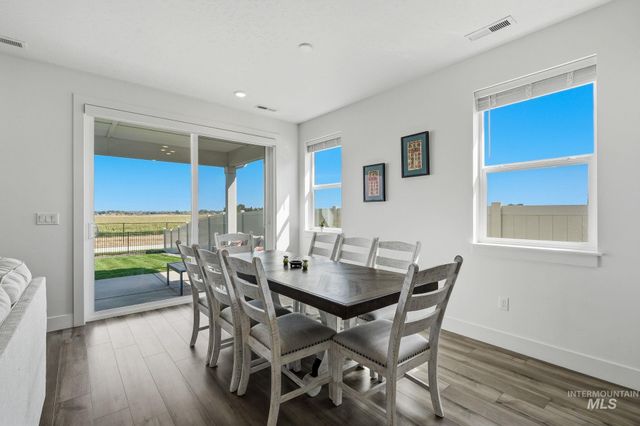 5480 E Bridal Veil Falls, Nampa, ID 83686