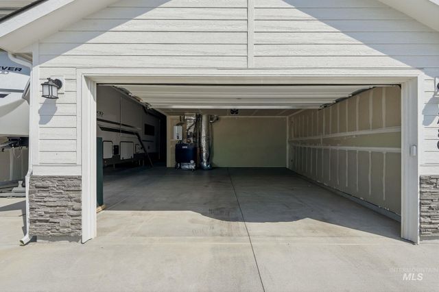 5480 E Bridal Veil Falls, Nampa, ID 83686