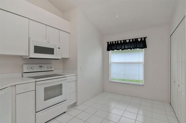 8512 HEYWARD ROAD, Tampa, FL 33635