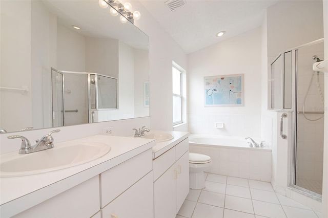 8512 HEYWARD ROAD, Tampa, FL 33635