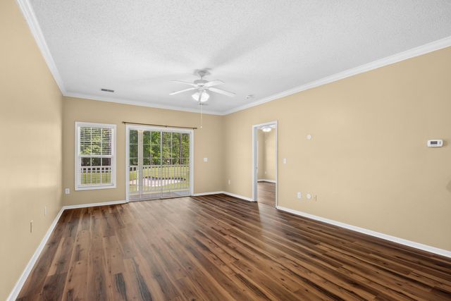 5840 Longwood Dr Unit 202, Murrells Inlet, SC 29576