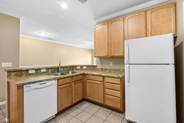 5840 Longwood Dr Unit 202, Murrells Inlet, SC 29576