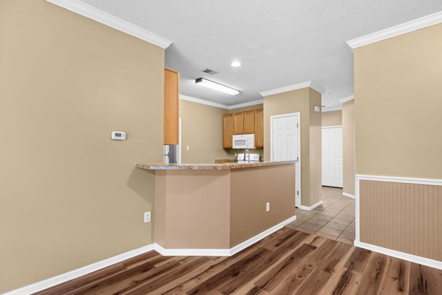 5840 Longwood Dr Unit 202, Murrells Inlet, SC 29576