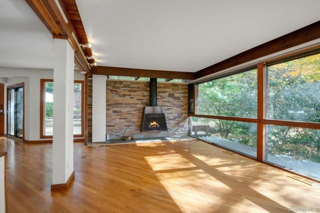 309 Scarborough Road, Briarcliff Manor, NY 10510