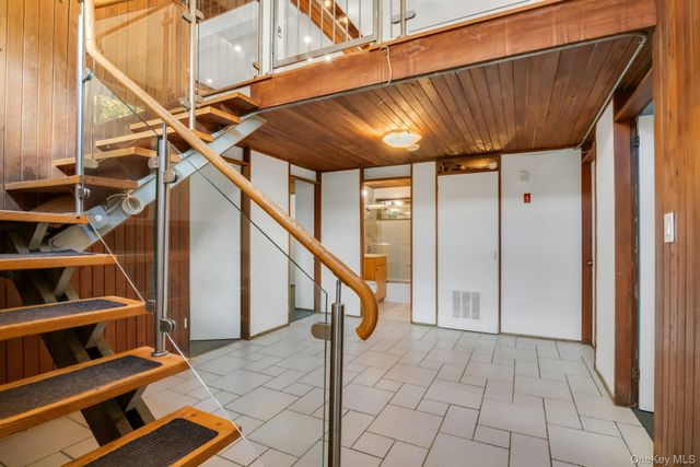 309 Scarborough Road, Briarcliff Manor, NY 10510