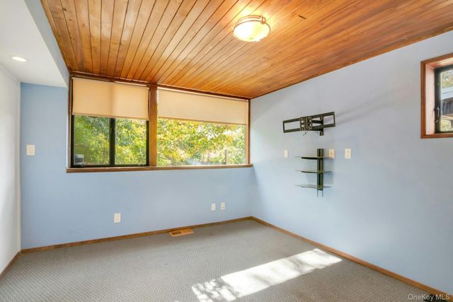 309 Scarborough Road, Briarcliff Manor, NY 10510