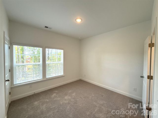 3220 Butler Hill Drive, Matthews, NC 28105