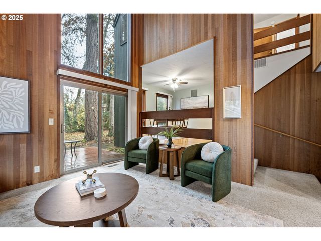 4856 MAHALO Dr, Eugene, OR 97405