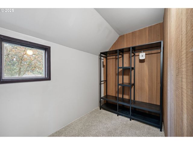 4856 MAHALO Dr, Eugene, OR 97405