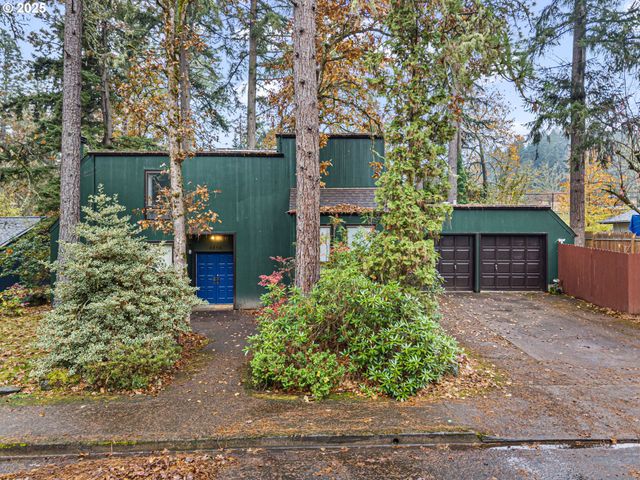 4856 MAHALO Dr, Eugene, OR 97405