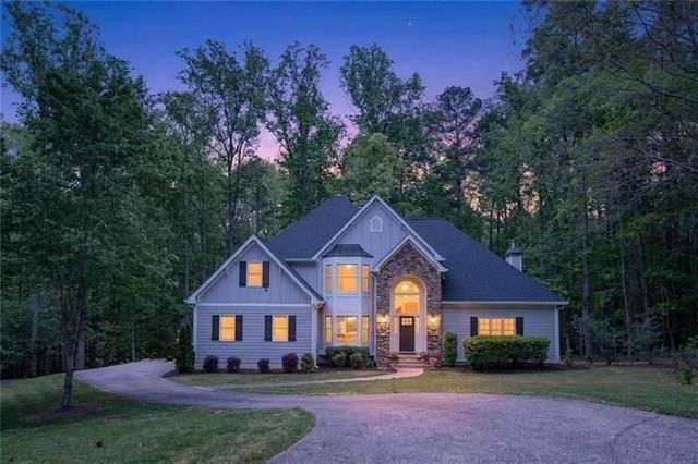2090 Double Creek Lane, Alpharetta, GA 30004