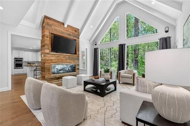 2090 Double Creek Lane, Alpharetta, GA 30004