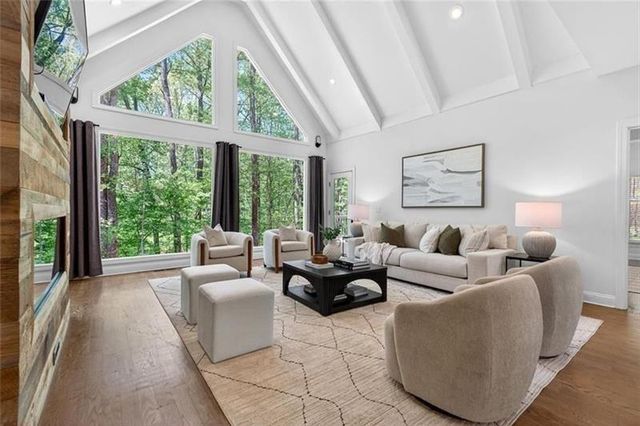 2090 Double Creek Lane, Alpharetta, GA 30004