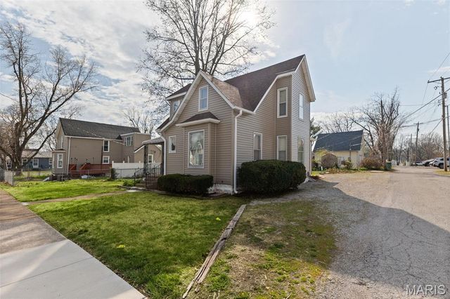 319 S Cherry Street, O'fallon, IL 62269