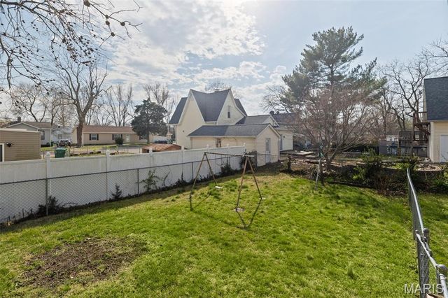 319 S Cherry Street, O'fallon, IL 62269