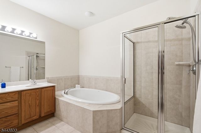 20 Kelburn Ct, Hardyston Twp., NJ 07419