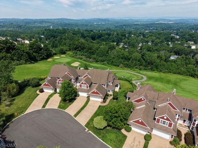 20 Kelburn Ct, Hardyston Twp., NJ 07419
