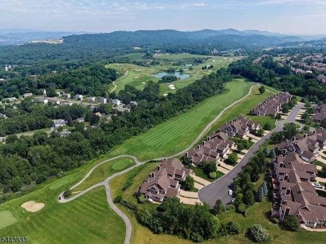 20 Kelburn Ct, Hardyston Twp., NJ 07419