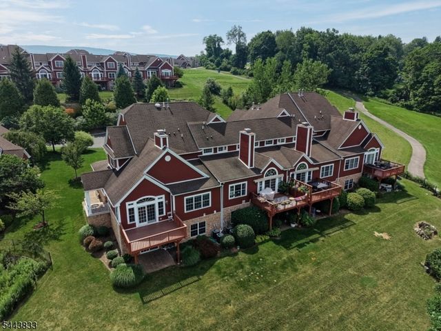 20 Kelburn Ct, Hardyston Twp., NJ 07419