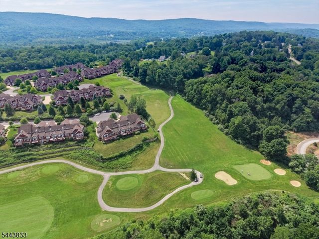 20 Kelburn Ct, Hardyston Twp., NJ 07419
