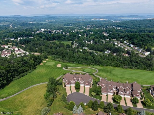 20 Kelburn Ct, Hardyston Twp., NJ 07419