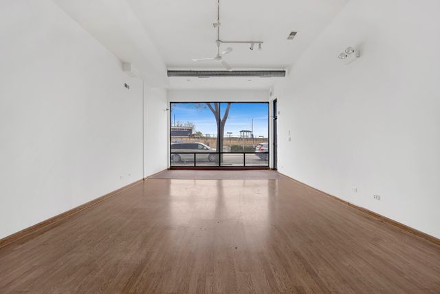 4962 N Milwaukee Avenue, Chicago, IL 60630