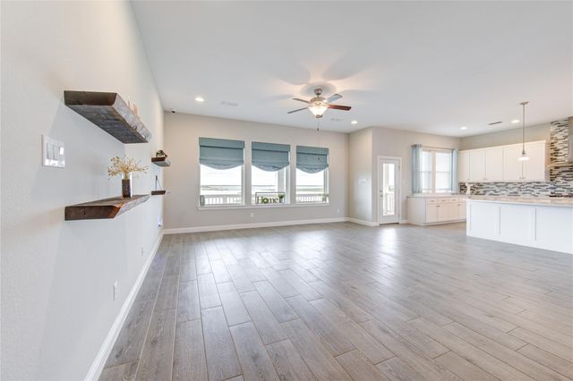 5126 Allen Cay Drive, Texas City, TX 77590