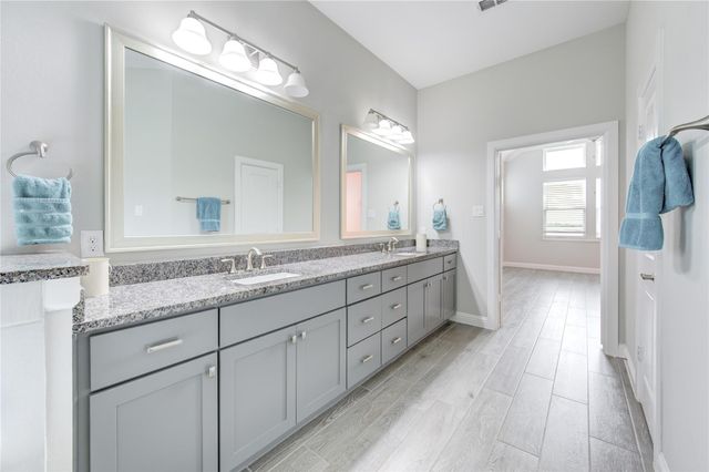 5126 Allen Cay Drive, Texas City, TX 77590