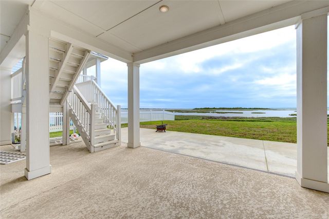 5126 Allen Cay Drive, Texas City, TX 77590