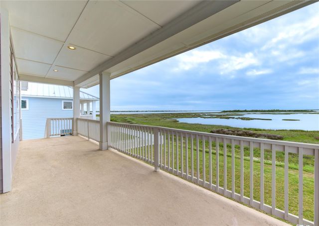 5126 Allen Cay Drive, Texas City, TX 77590