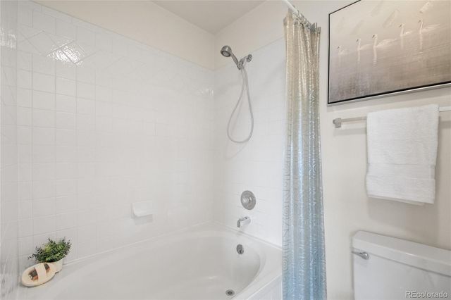 6806 Los Reyes Circle, Colorado Springs, CO 80918