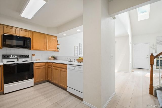6806 Los Reyes Circle, Colorado Springs, CO 80918