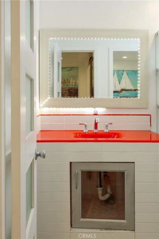 2214 W Oceanfront A, Newport Beach, CA 92663