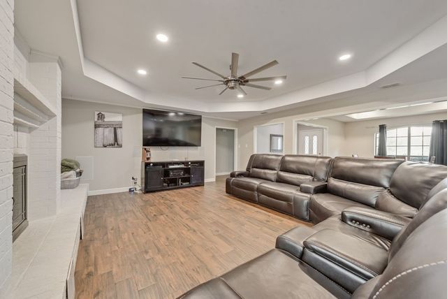 1205 Florence Drive, Azle, TX 76020