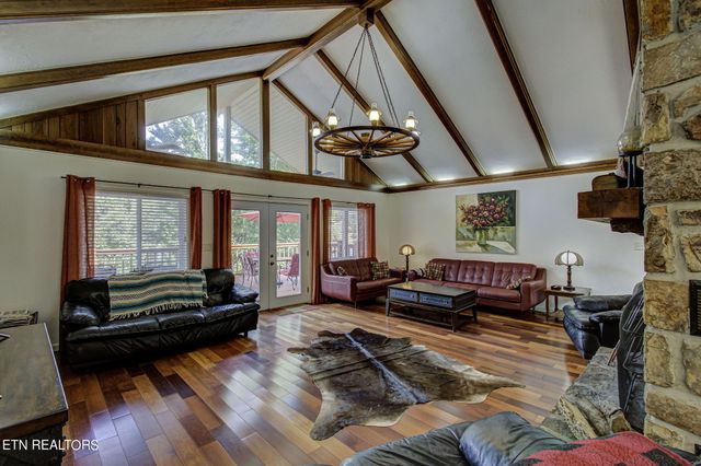 511 Laurel Lake Circle Circle, Madisonville, TN 37354