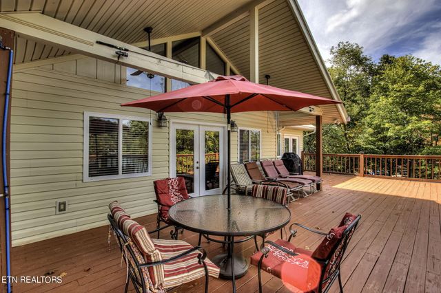 511 Laurel Lake Circle Circle, Madisonville, TN 37354